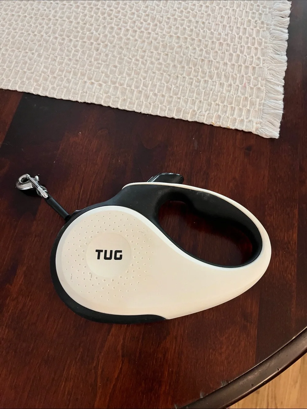 TUG Retractable Dog Leash in Black & White. Large